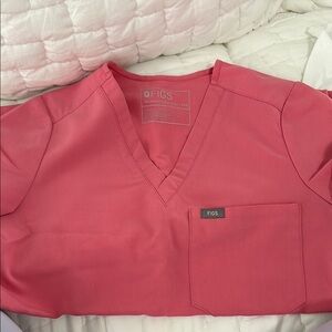 Figs Coral/pink V-Neck Scrub Top